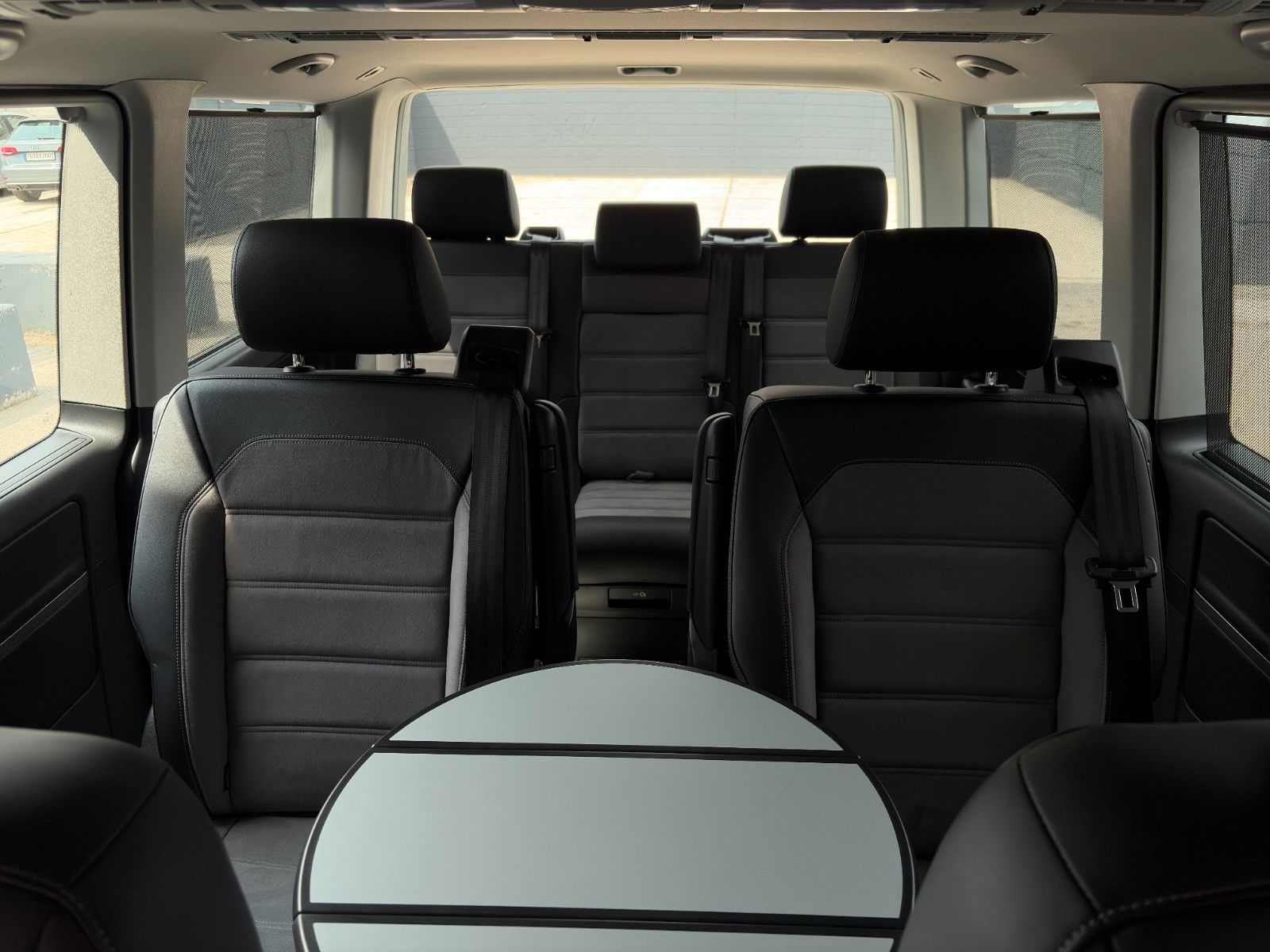Fahrzeugabbildung Volkswagen T6.1 Multivan Highline Alcan. CAM ACC SHZ 3-Z KL