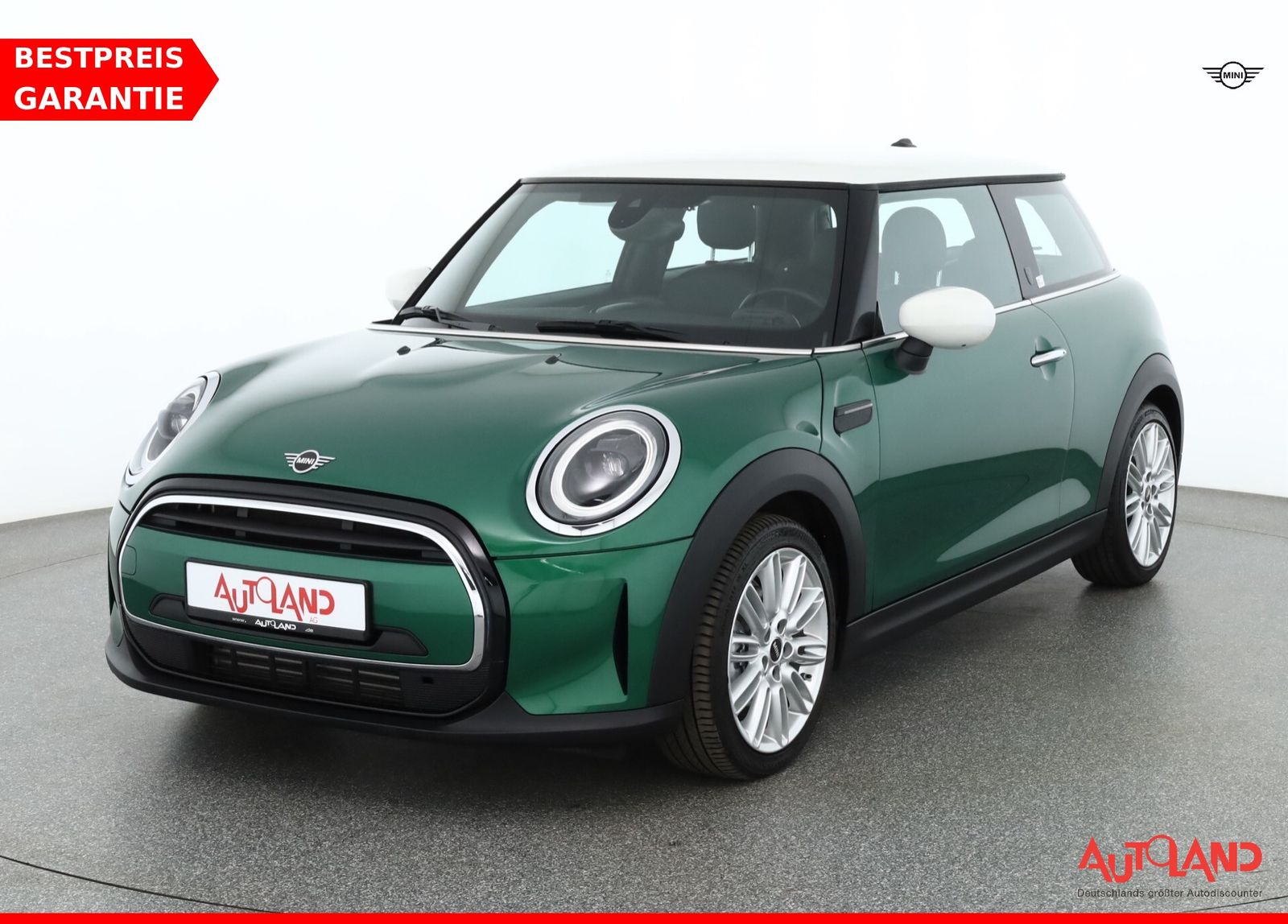 MINI Cooper 1.5 Yours Trim LED Navi Kamera Leder