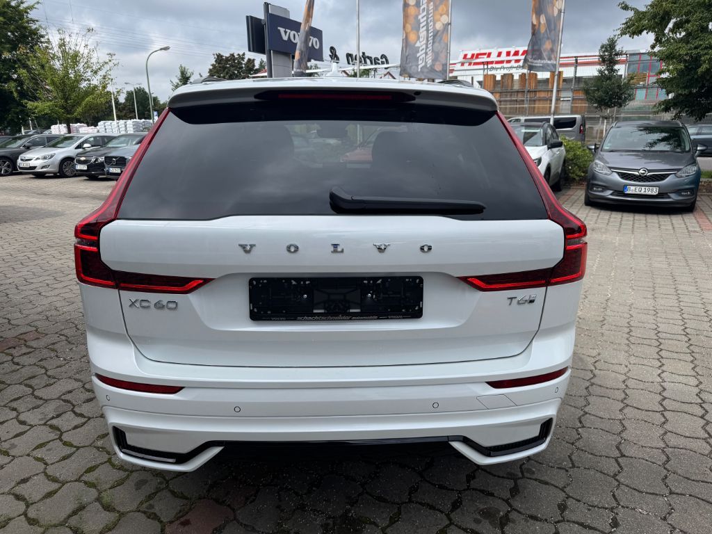 Fahrzeugabbildung Volvo XC60 T6 AWD Plus Dark+LagomPak+AHZV+SOFORT