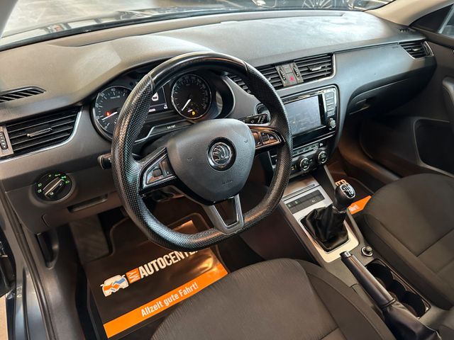 Skoda Octavia Combi Style *Xenon*Klima*ACC*