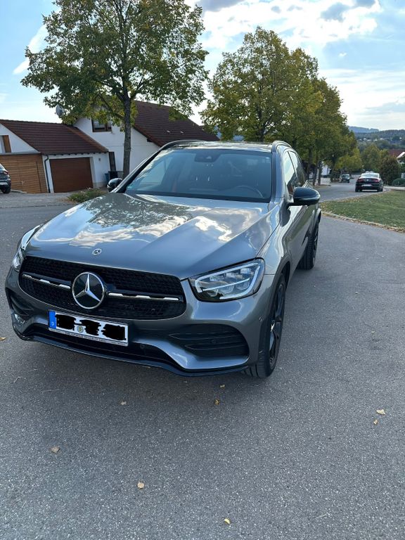 Image of Mercedes-Benz GLC 400