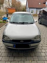 Opel Corsa 1.2 16V Edition 2000 Edition 2000 TÜV 1/28 - Opel Corsa aus 2000: Edition