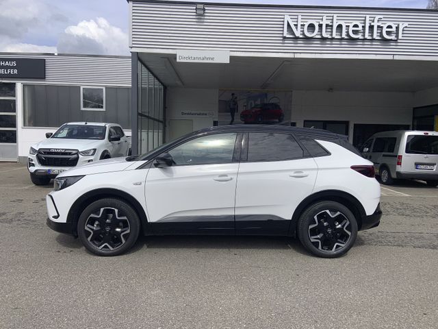 Fotografie des Opel Grandland (X)