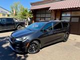 Chrysler SPORT*RADAR*NAVI*LPG*AHK*LED*7SITZER*SERVICE NEU