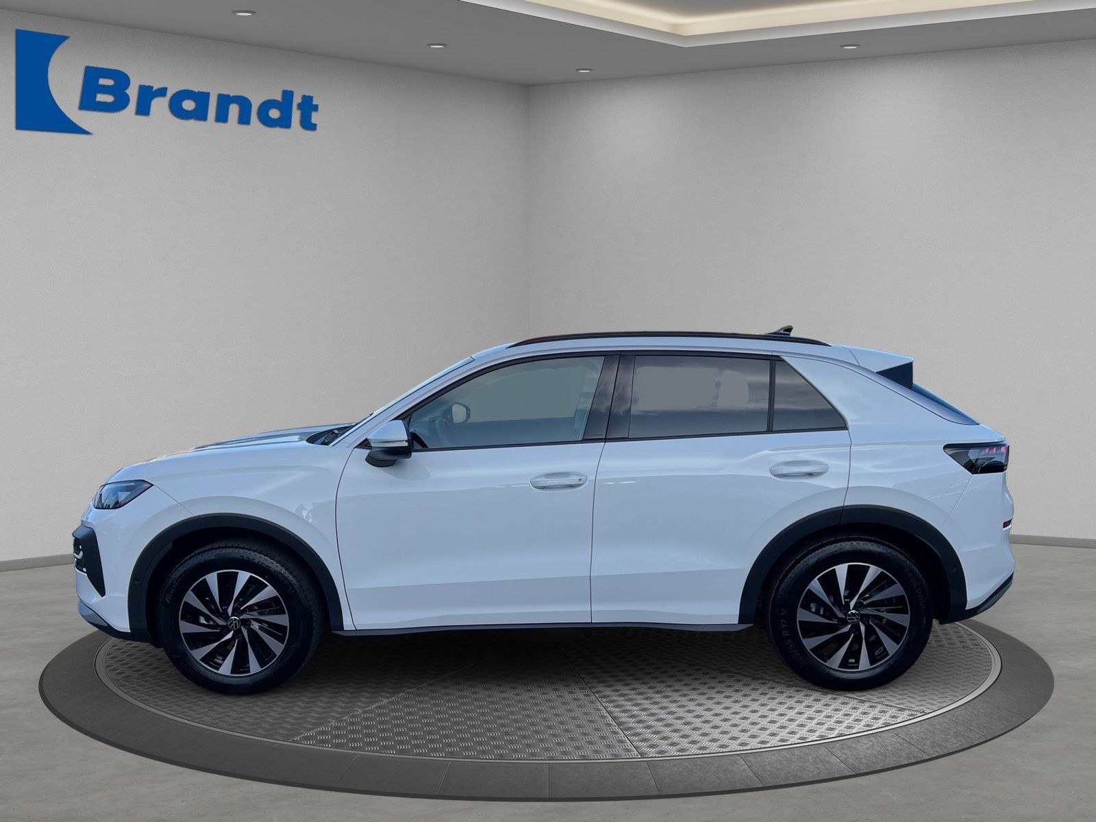 Volkswagen T-Roc 1.5 eTSI Life DSG LED KAMERA APP-CON. ACC foto 2