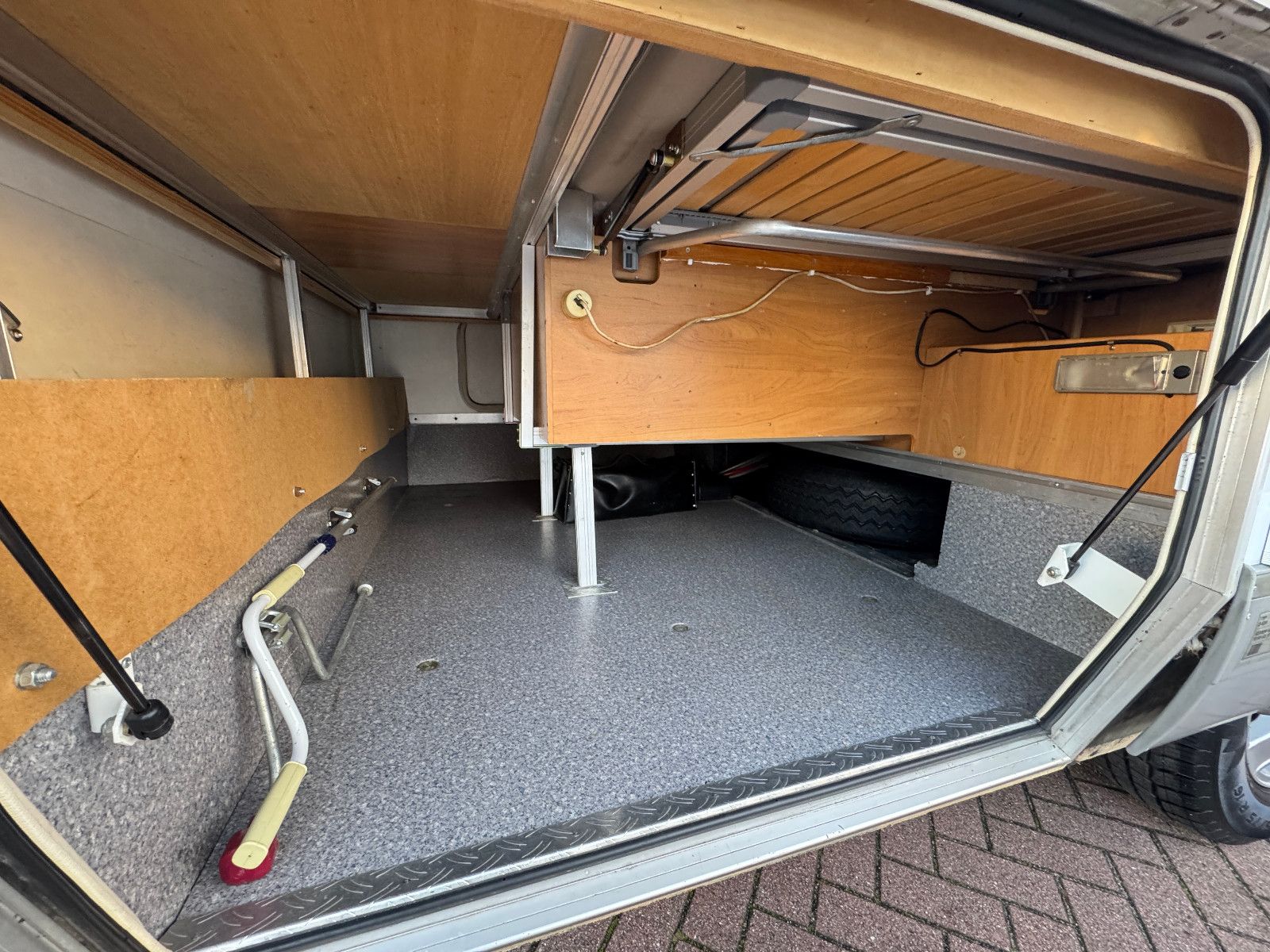 Fahrzeugabbildung HYMER / ERIBA / HYMERCAR B634 FIAT ALKO DPF LOUNGE DACHKLIMA SOLAR AUTSAT