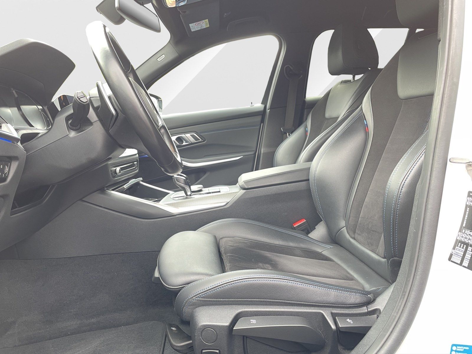 BMW 320i Touring/ M Sport/ SAG/ LC+/ Ambiente/ PDC/  foto 10