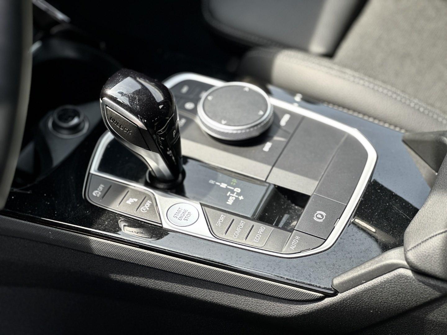 BMW 118 d Hatch Sport Line DAB LED WLAN RFK Tempomat, миниатюра 10