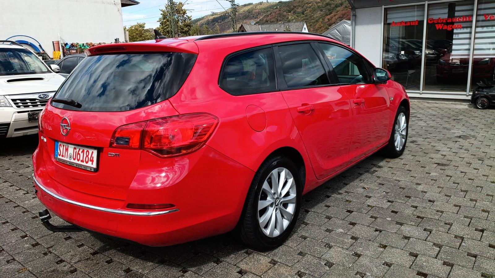 Opel Astra 2014 — photo 5