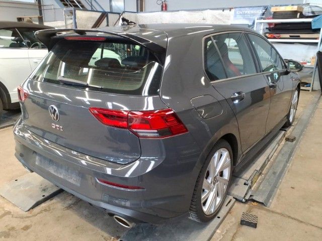 Volkswagen Golf - Bild 4