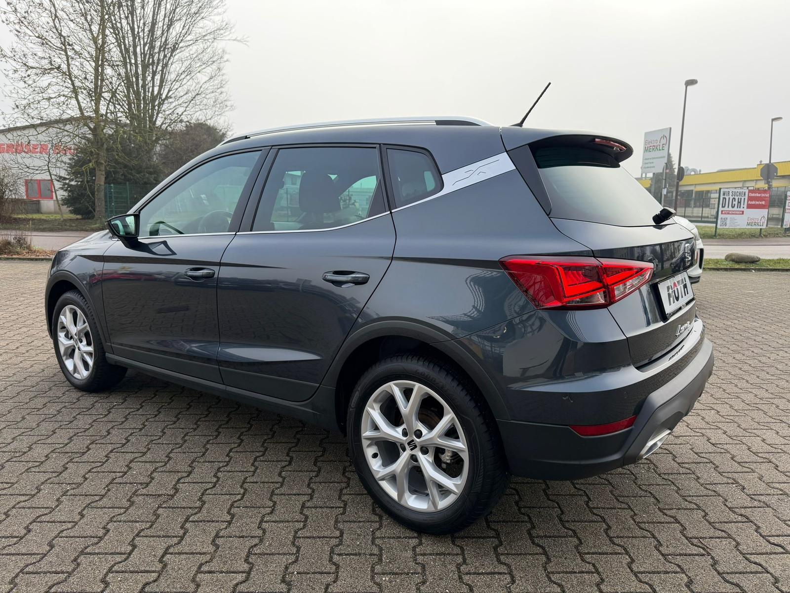 Seat Arona 1.0 TSI FR* LED*Navi*Shz*GRA*PDC*