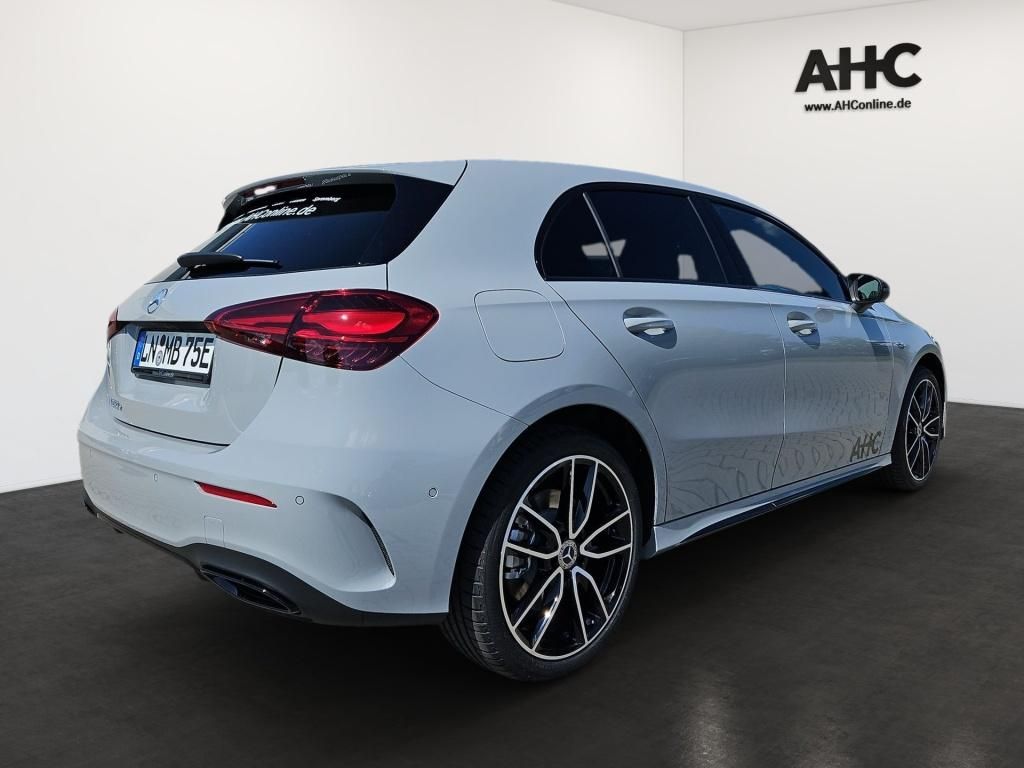 Fahrzeugabbildung Mercedes-Benz A 250 e ++SPECIAL-EDITION+AMG+MULTI+AHK+SOUND++