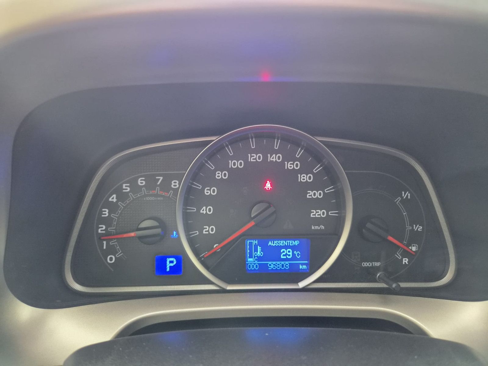 Fahrzeugabbildung Toyota RAV 4 2,0-l-VVT-i Comfort Auto 4x4