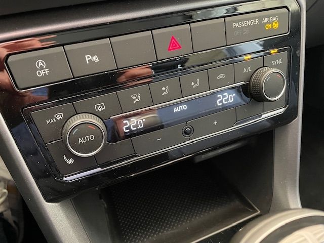 T-Cross Active 1.0 TSI Navi ACC Apple CarPlay An