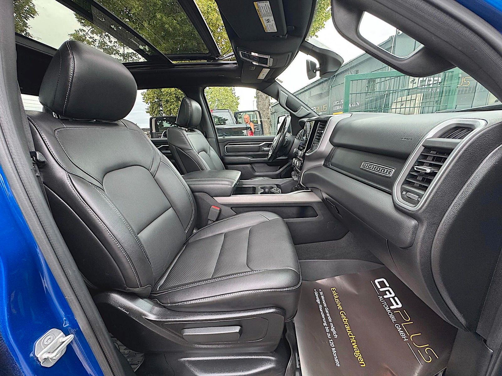 Fahrzeugabbildung Dodge RAM 5.7 V8 HEMI CrewCab 4x4 *Pano*LED* 19% MwSt.