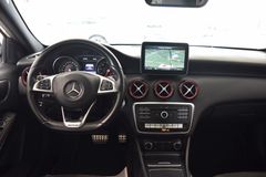 MERCEDES-BENZ A 250 Sport~AMG~Automatik~Navi~Business~LED MERCEDES-BENZ A 250 Sport~AMG~Automatik~Navi~Business~LED