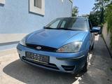 Ford Focus 1.6 Futura Automatik/4-Türen/ WENIG KM/ - Ford Focus: Futura