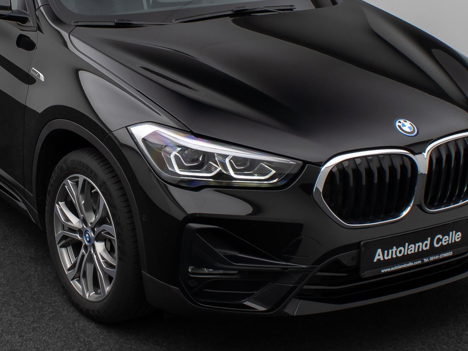 Fahrzeugabbildung BMW X1 xD25e Sport Line Kamera DAB Navi LED Komfort
