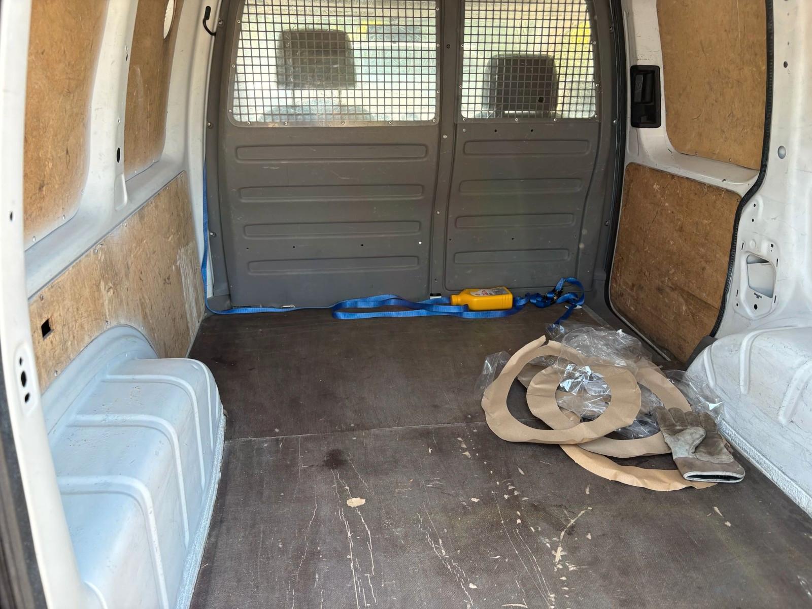 Volkswagen Caddy Kasten 2.0 EcoFuel tüv neu!