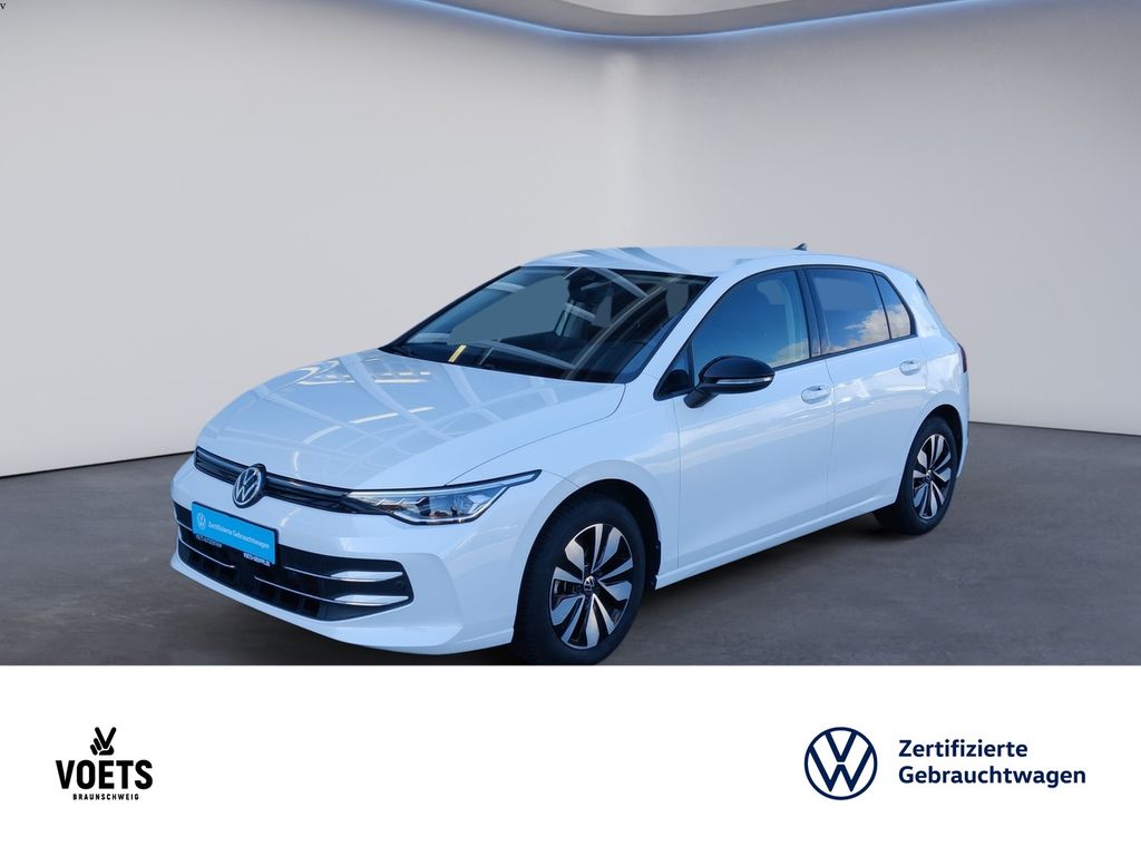 Golf VIII Life GOAL 1.5 TSI rearView+AHK+LED