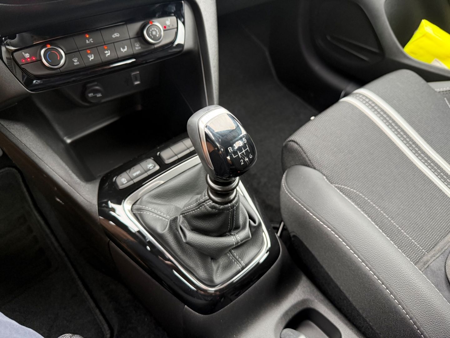 Fahrzeugabbildung Opel Corsa F GS SHZ+LHZ+Kamera+Allwetter