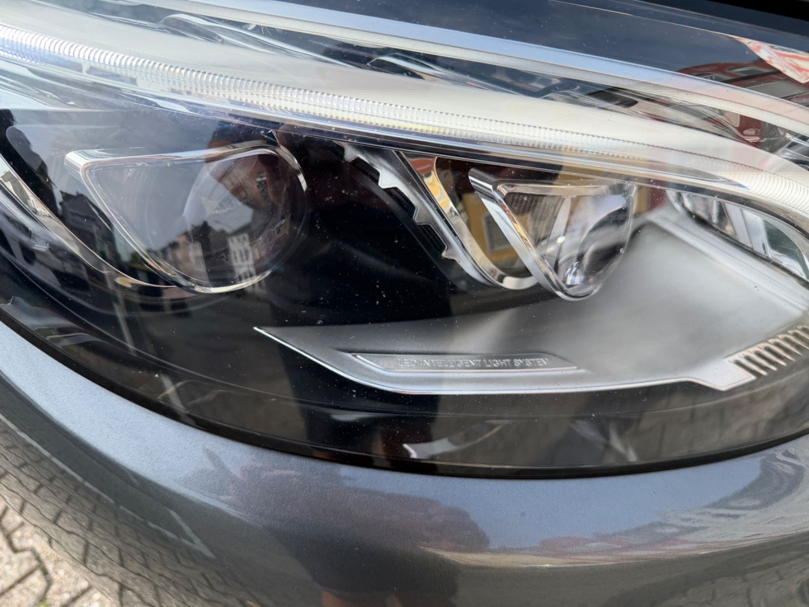 Fahrzeugabbildung Mercedes-Benz GLE 350 d 4Matic AMG LINE NEUER MOTOR VOLLAUSST.