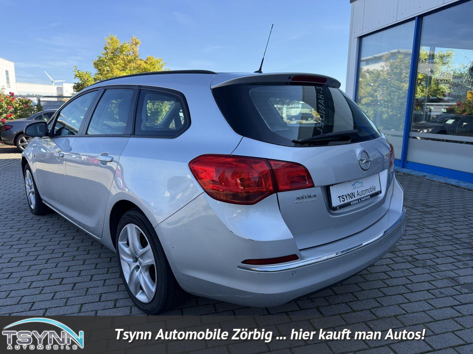 Opel Astra 2013 — photo 5