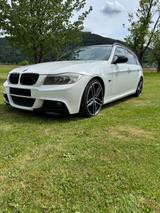 BMW 320d M-Paket - BMW 320 aus 2009: Kombi, D