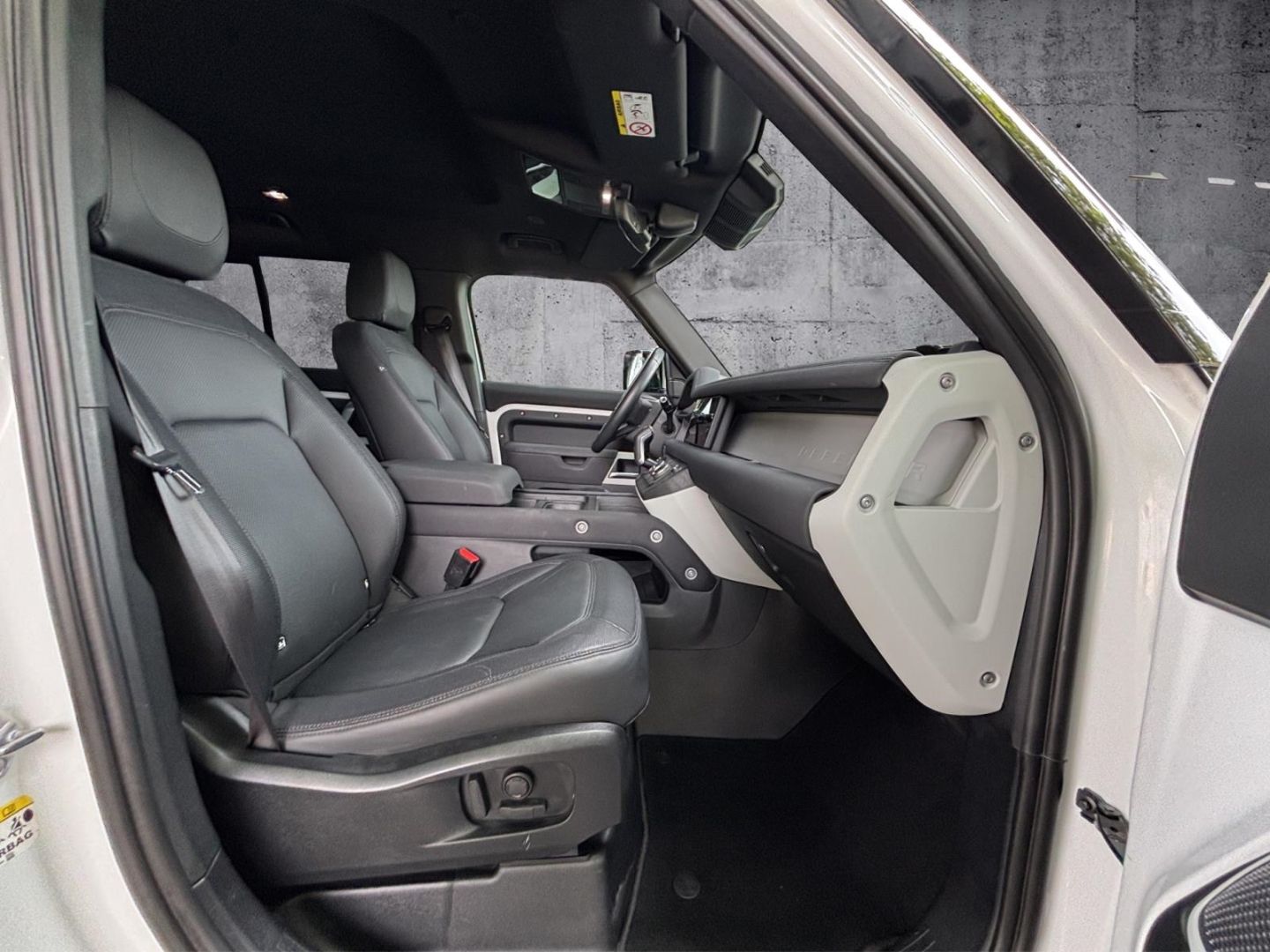 Land Rover Defender 110 D200 AWD X-Dynamic SE foto 3