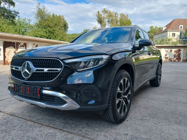 MERCEDES-BENZ GLC 220  d 4Matic Scheckheftgepflegt  220 PS