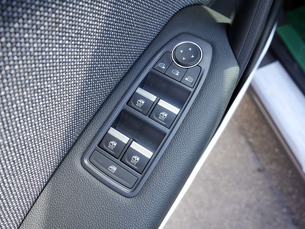 Fahrzeugabbildung Renault Captur Techno TCe 160 EDC Mild Hybrid