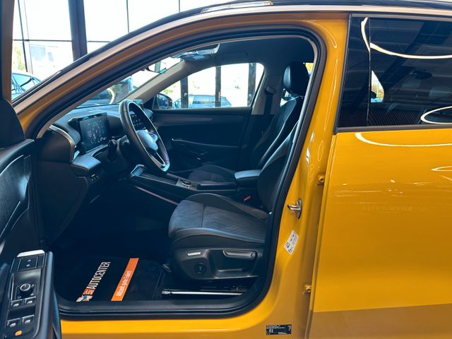 Volkswagen T-Roc *1.HAND*19%*LKHZ*ACC*CARPLAY*MASSAGE*CAM