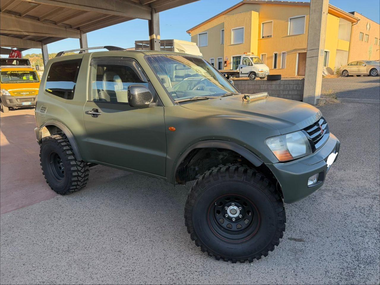 Mitsubishi Pajero