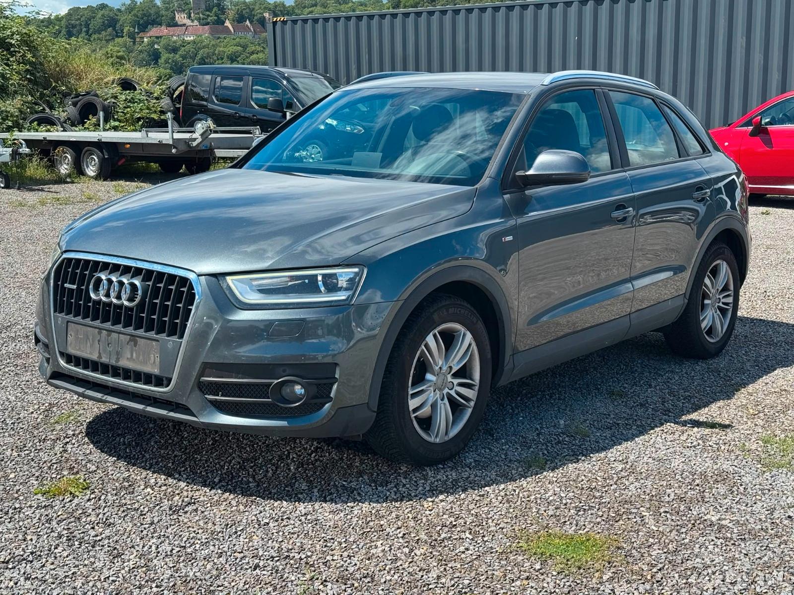 Audi Q3 2.0 TDI quattro S Line AHK PDC STHZ