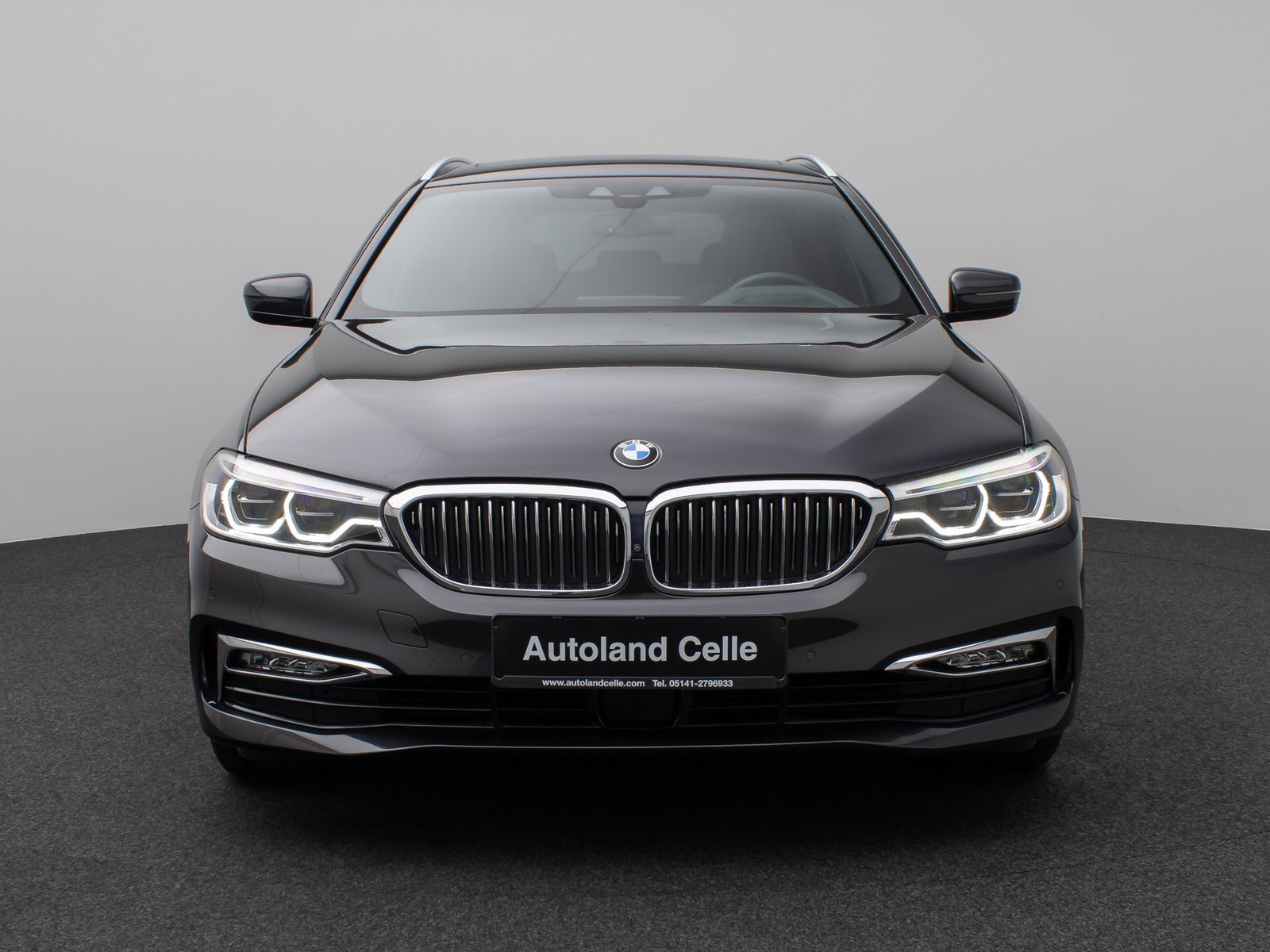 Fahrzeugabbildung BMW 530i xD Luxury Line Panorama 360°HUD H/K Massage