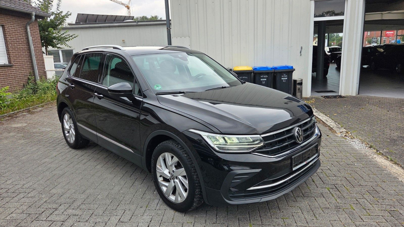 Volkswagen Tiguan Active1.5-150-PS-6G*LED+KAMER+NAV+KLIMMAU foto 9