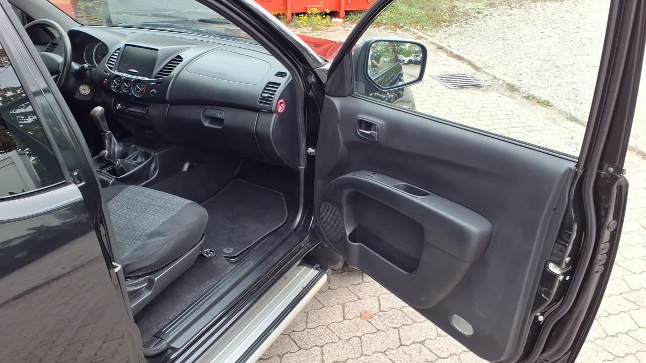 MITSUBISHI L200 - X-TRA CAB - ATTELAGE - 136 CV - BVM