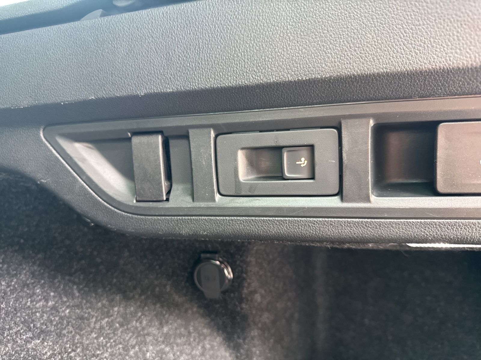 Octavia Combi 2.0 TDI Style, AHK, Headup, Sthzg,
