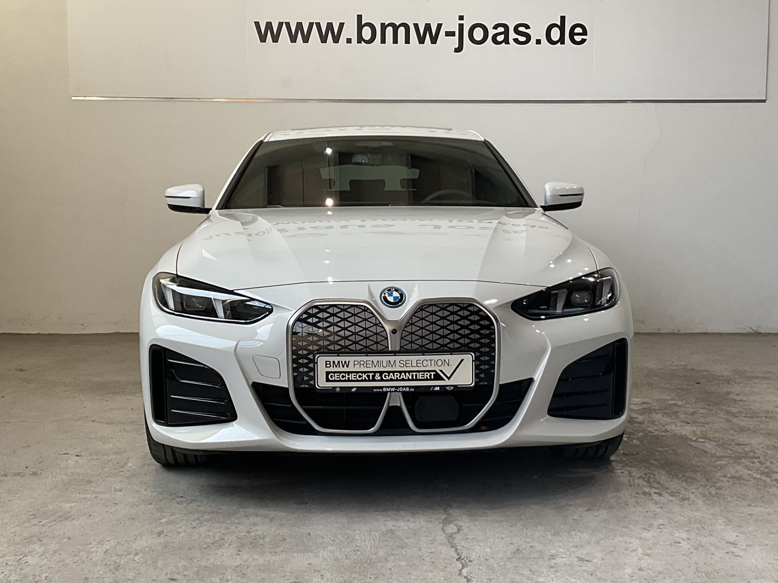 Fahrzeugabbildung BMW i4 eDrive40 M Sportpaket, Driving Assistant Prof