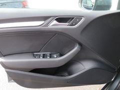 AUDI A3 Sportback 2.0 TDI S-line Sportpaket NavPanACC AUDI A3 Sportback 2.0 TDI S-line Sportpaket NavPanACC