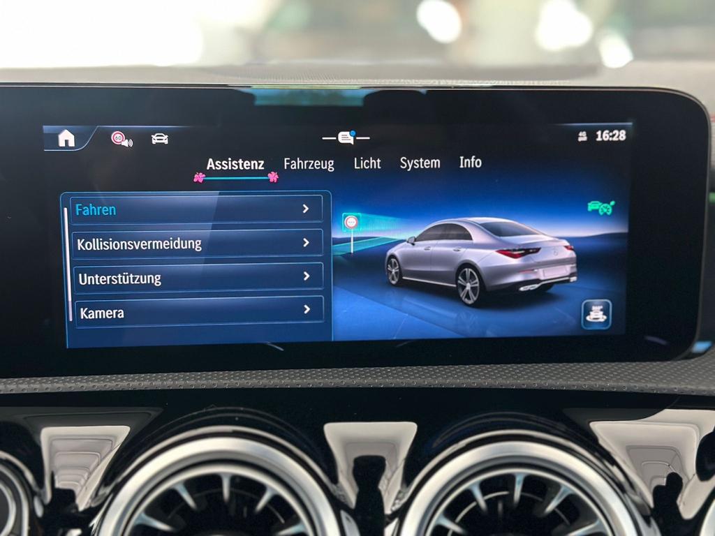 Mercedes-Benz CLA 200