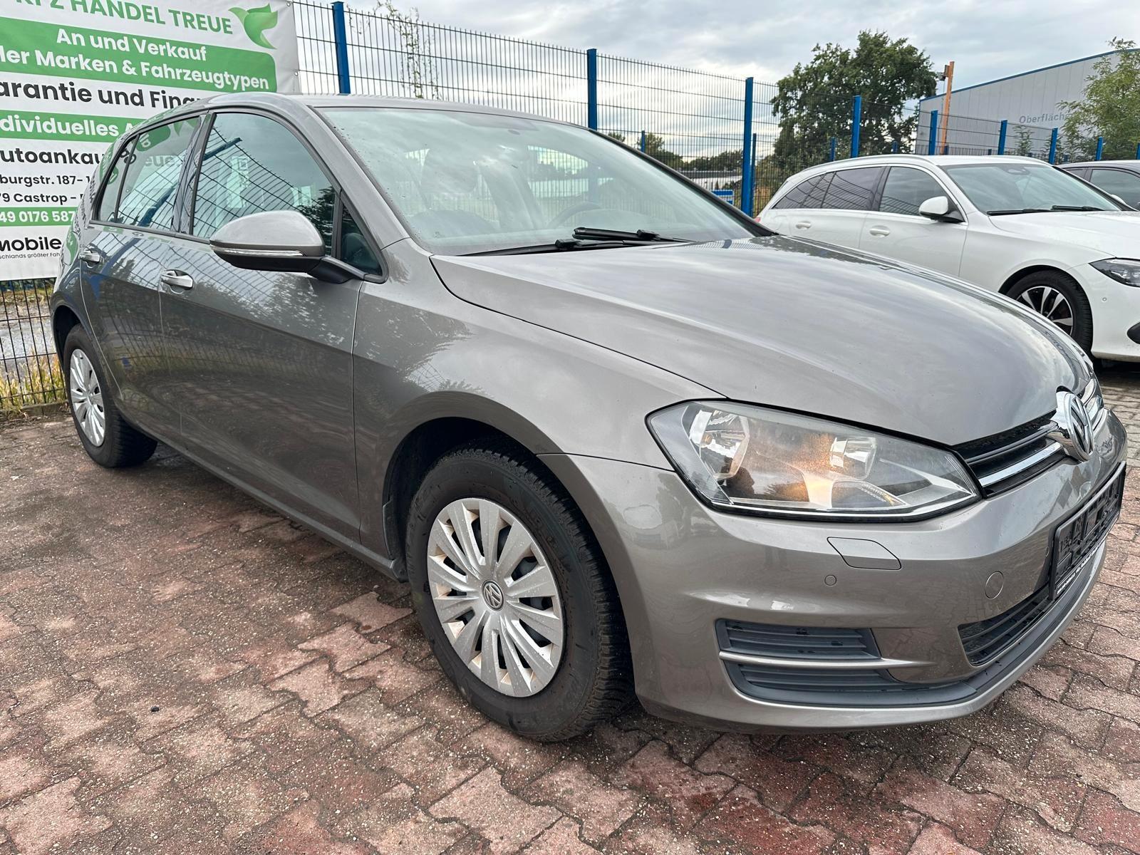 Volkswagen Golf VII Trendline BMT 1.2 TSI SHZ*TEMPOMAT*PDC
