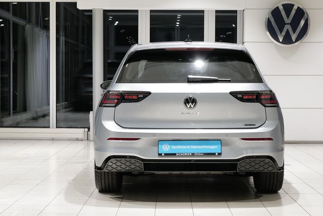 Volkswagen Golf VIII 2.0TSI DSG 4Motion R-Line Pano AHK DCC