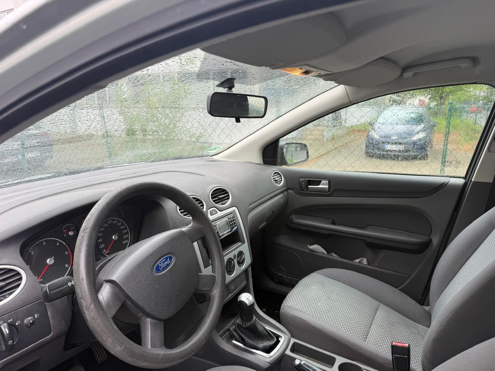Ford Focus 2006 — photo 6