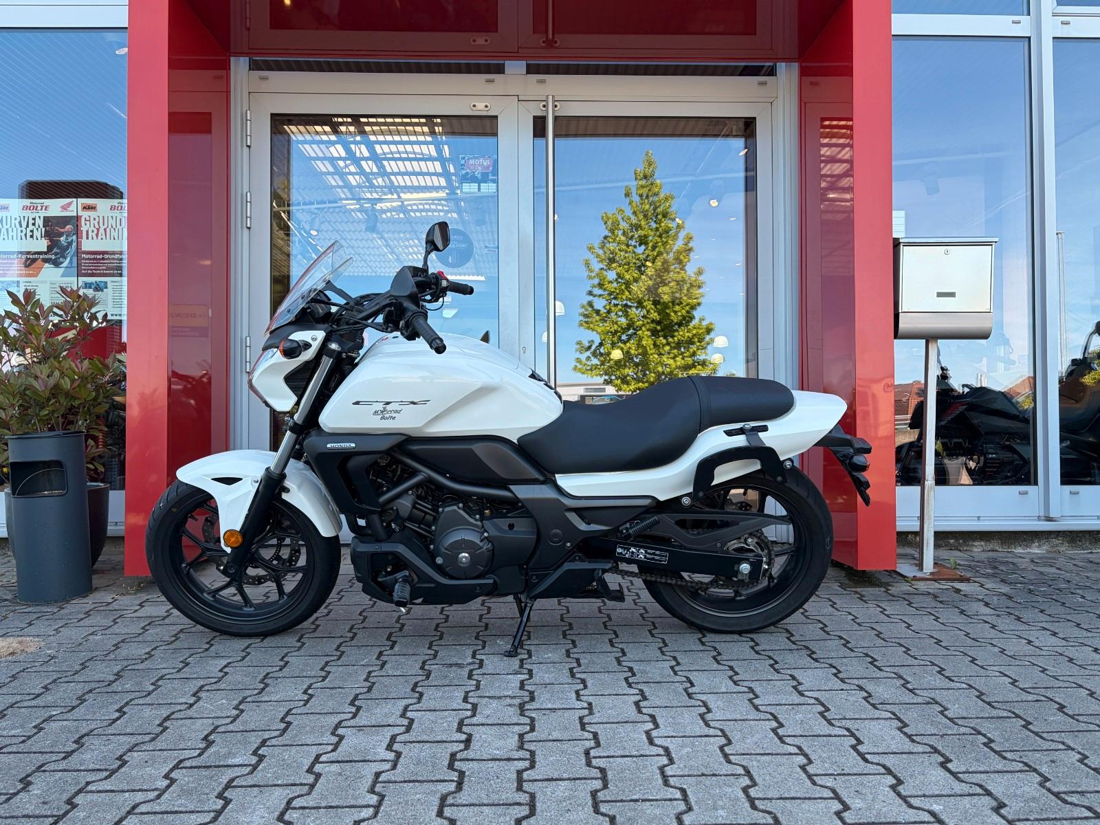 Honda CTX700ND