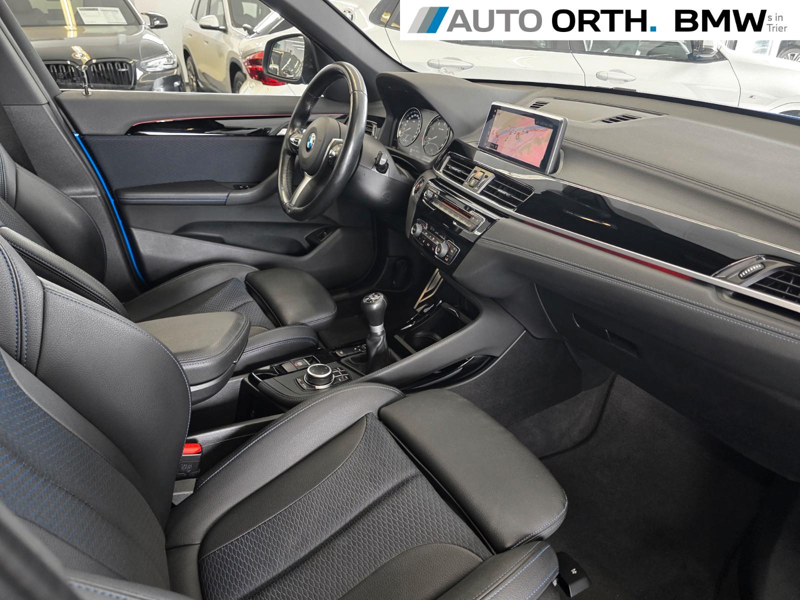 BMW X1 xDrive18d SCHALTER M-SPORT NAVI LED RFK AHK