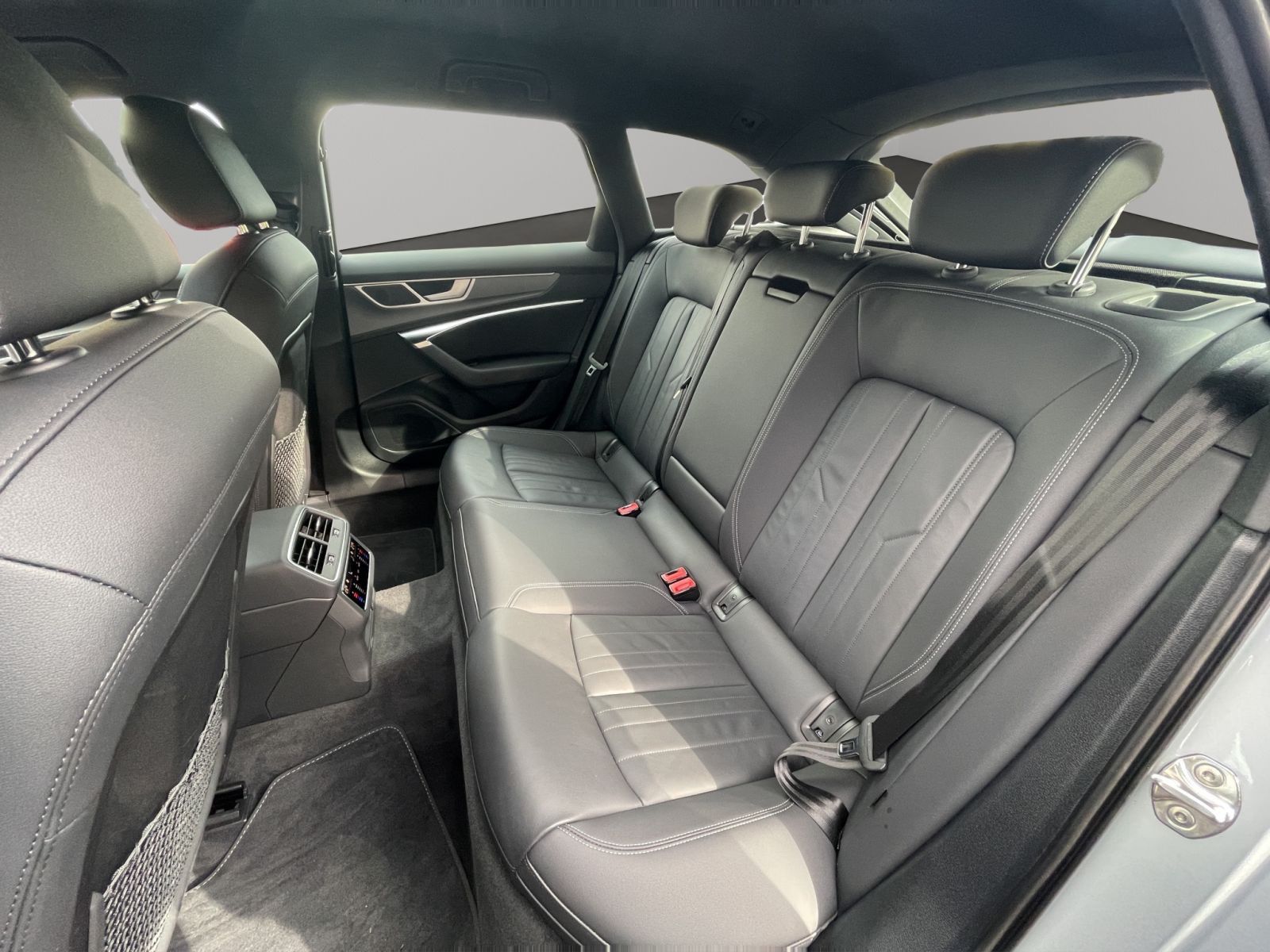 Audi A6 - Bild 18