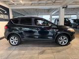 Ford Kuga Titanium 4x4 *Automatik*Navi* - Ford Kuga: mit Navigationssystem