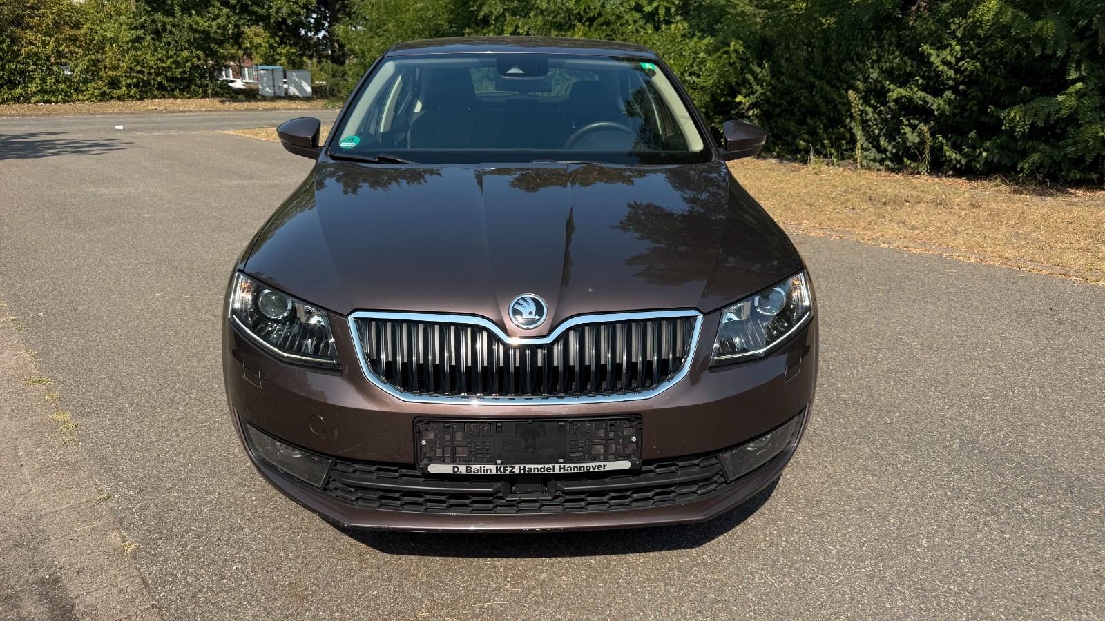 Skoda Octavia Lim. Laurin & Klement , Xenon,Leder