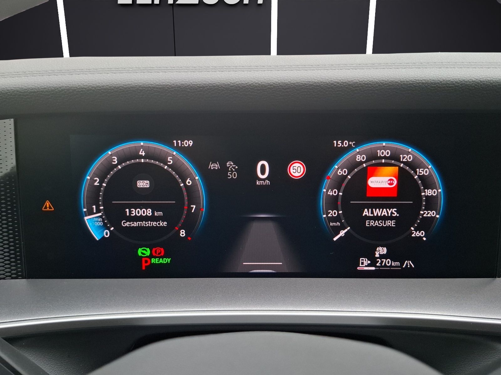 Fahrzeugabbildung Volkswagen Tayron eTSI Life DSG LED AHK Navi AID ACC RFK Ha